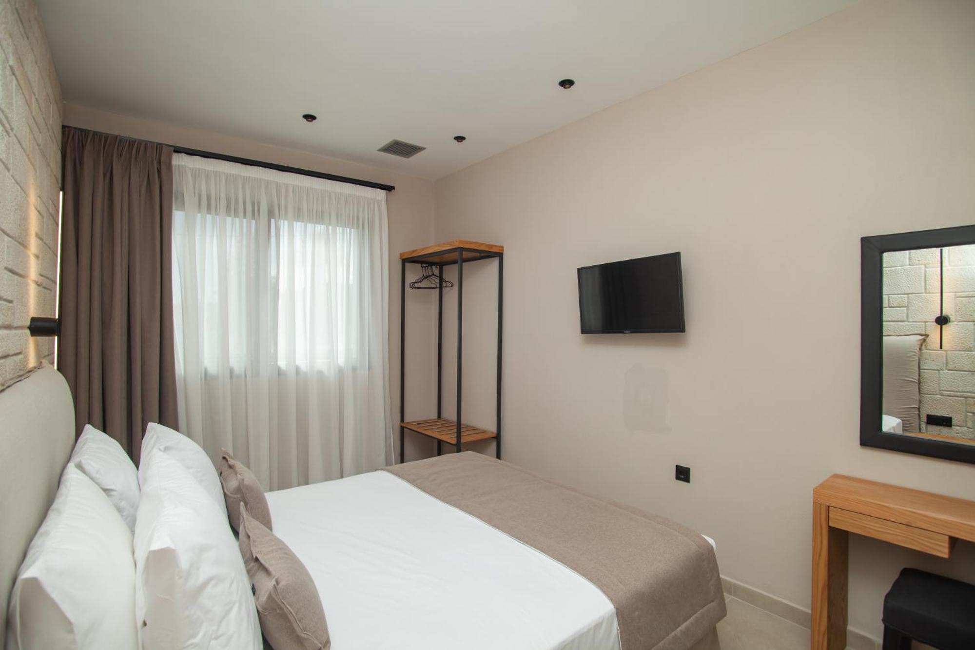 Kotinos Apartments Afytos Bagian luar foto