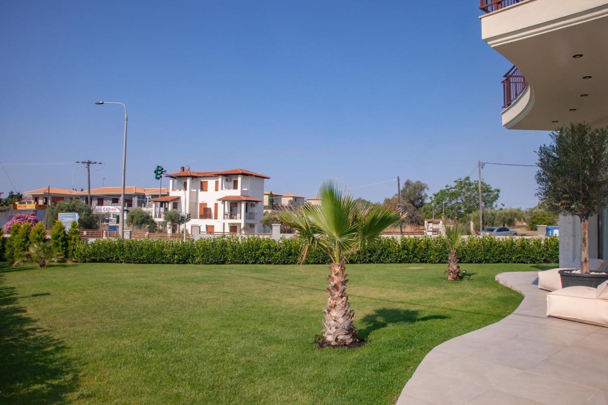 Kotinos Apartments Afytos Bagian luar foto